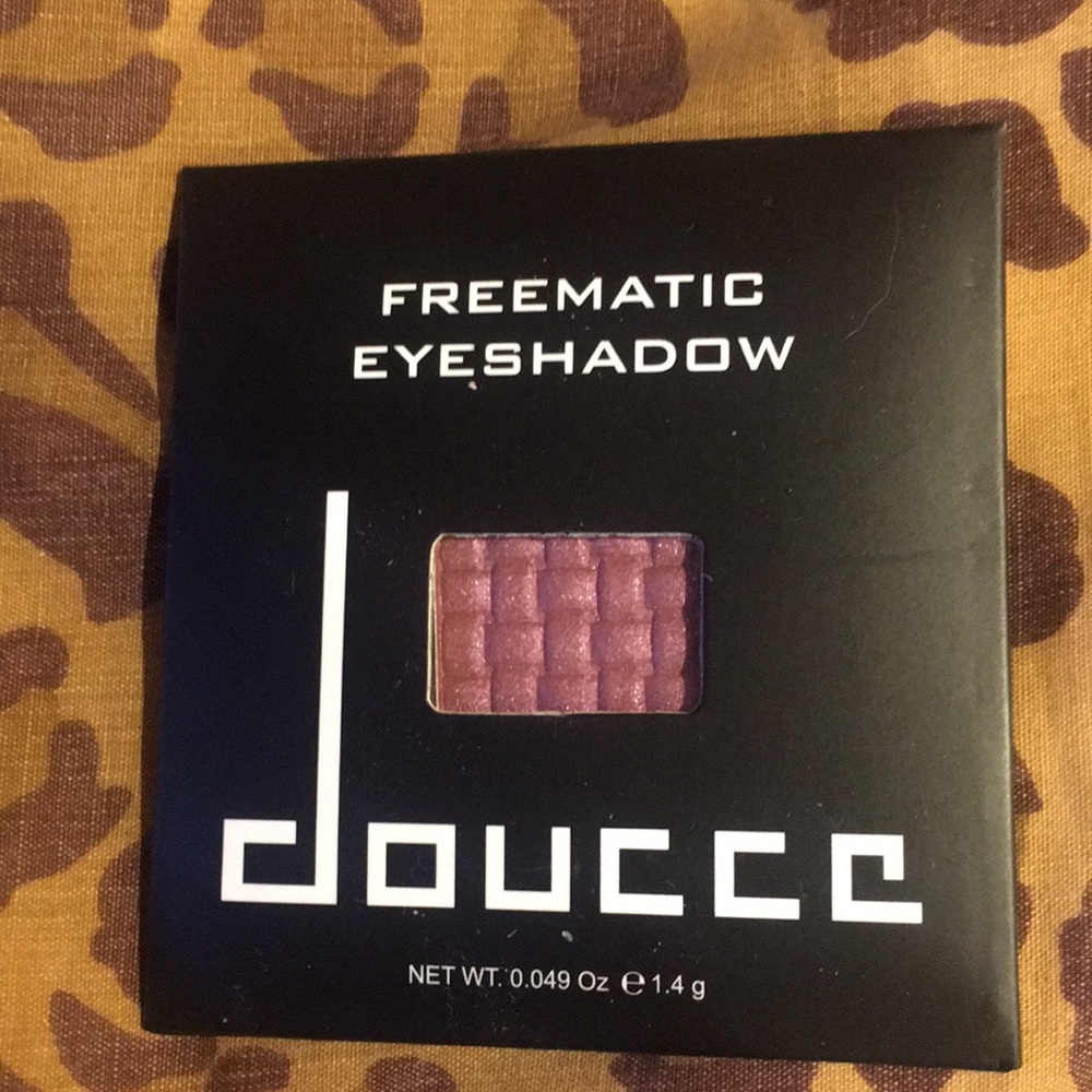 Doucce eyeshadow single